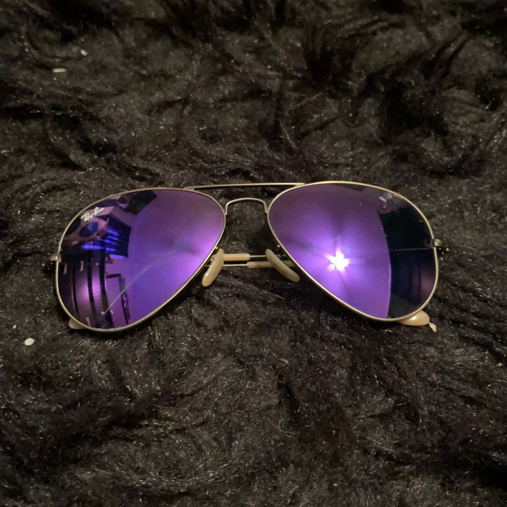 Women’s ray ban purple aviators